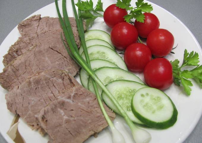 Рецепты отварного мяса с гарниром: быстро и вкусно