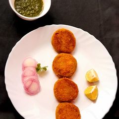 A picture of Chana Dal Patties.