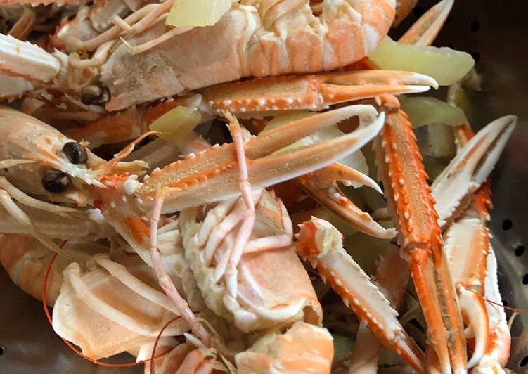 Easiest Way to Make Perfect Langoustines. (aka Scampi)