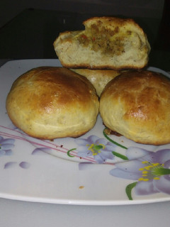 A picture of Beef bread.