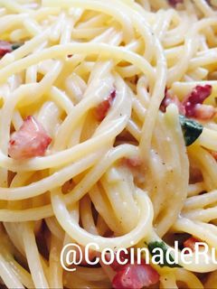 Una foto de Espaguetti a la carbonara