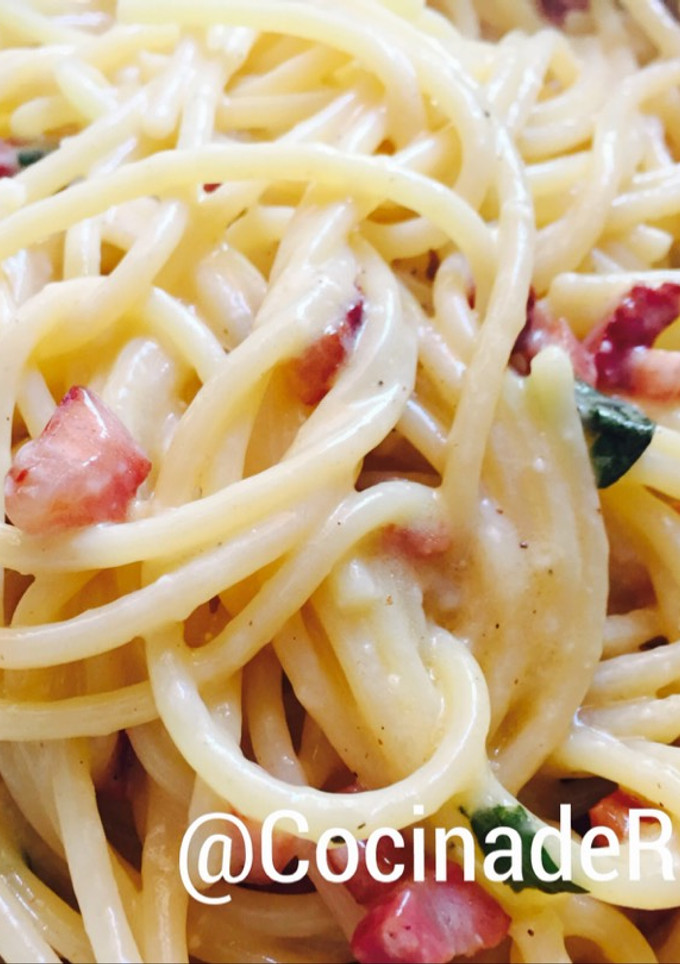Una foto de Espaguetti a la carbonara
