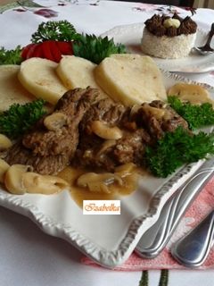 Sampionos marhaszeletek recept fotója