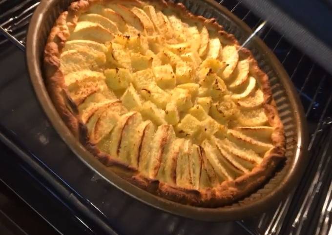 Recipe of Tarte aux pommes 🍏 et à l’ananas 🍍