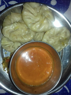 वेज मोमोज (veg momos recipe in Hindi) रेसिपी मुख्य फोटो