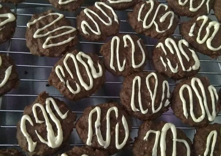 Resep Eggless choco cereal cookies, Bisa Manjain Lidah