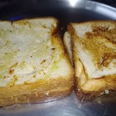 A picture of Cheese Paneer Grilled Bread Sandwich.