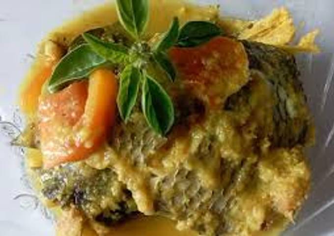 Resep Ikan Nila Bumbu Kuning Oleh Tsania Ii Cookpad