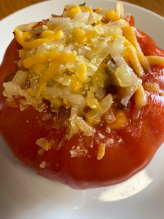 Una foto de Tomates rellenos de champiñones y soja texturizada