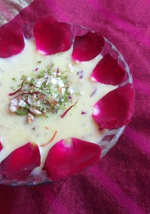 A picture of Saffron and Rose Rabri.