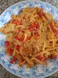 Fideos con salsa teriyaki