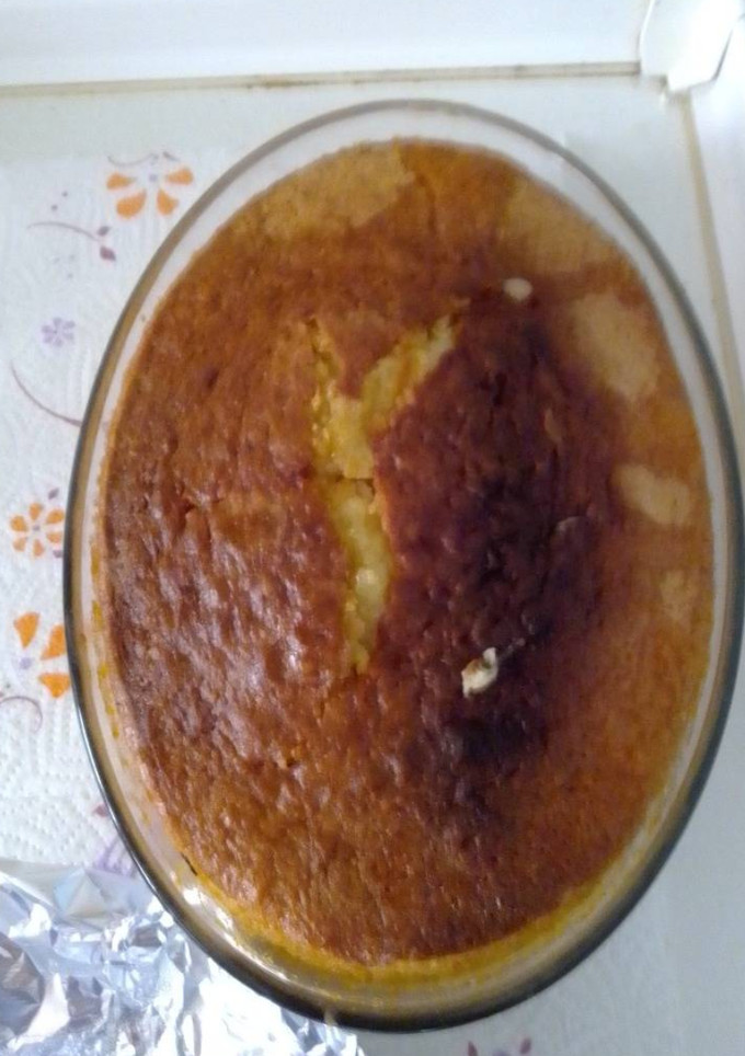 Una foto de Bizcocho de yogurt de limón con un toque de mandarina y ron moreno