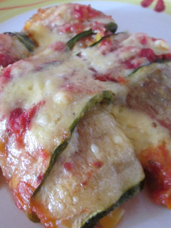 Una foto de Canelones vegetarianos de zapallitos italianos con verduras