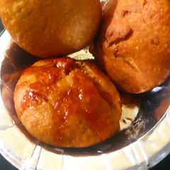 A picture of Matar/peas kachori.