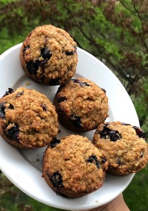 Una foto de Muffins de avena y harina integral con Arándanos