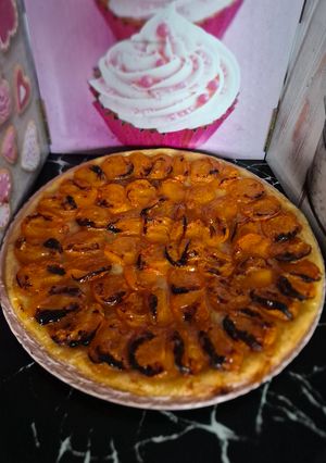 Une photo de Tarte fine gourmande aux abricots