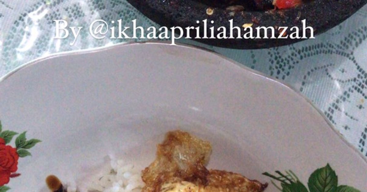 Ayam terong penyet