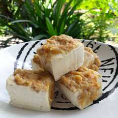A picture of Tahu baso ayam.