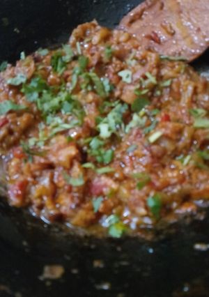 बैंगन का भरता (Baingan ka bharta recipe in hindi) रेसिपी मुख्य फोटो