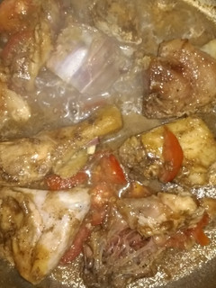 Una foto de Pollo al Ron🍗🍗🍚