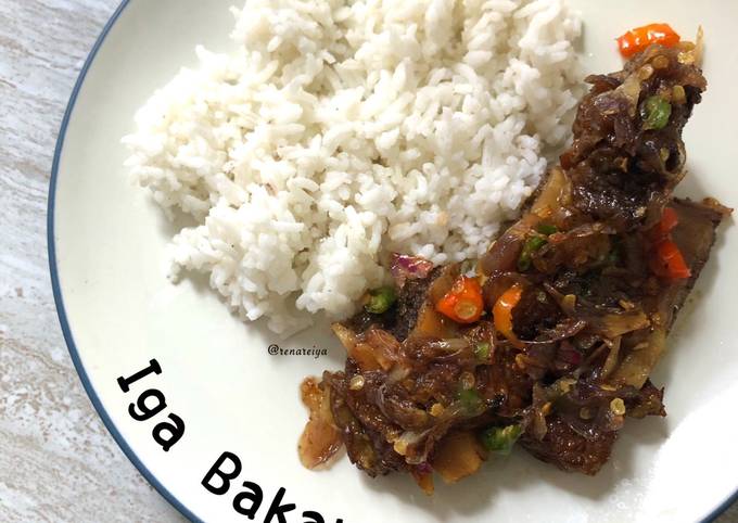 Anti Ribet, Bikin Iga Bakar Sambal Embe Yang Enak