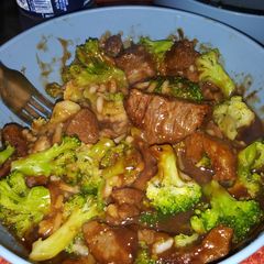 A picture of Beef and broccoli.