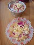 Muffin Ketan Putih Buah Naga dengan Crumble