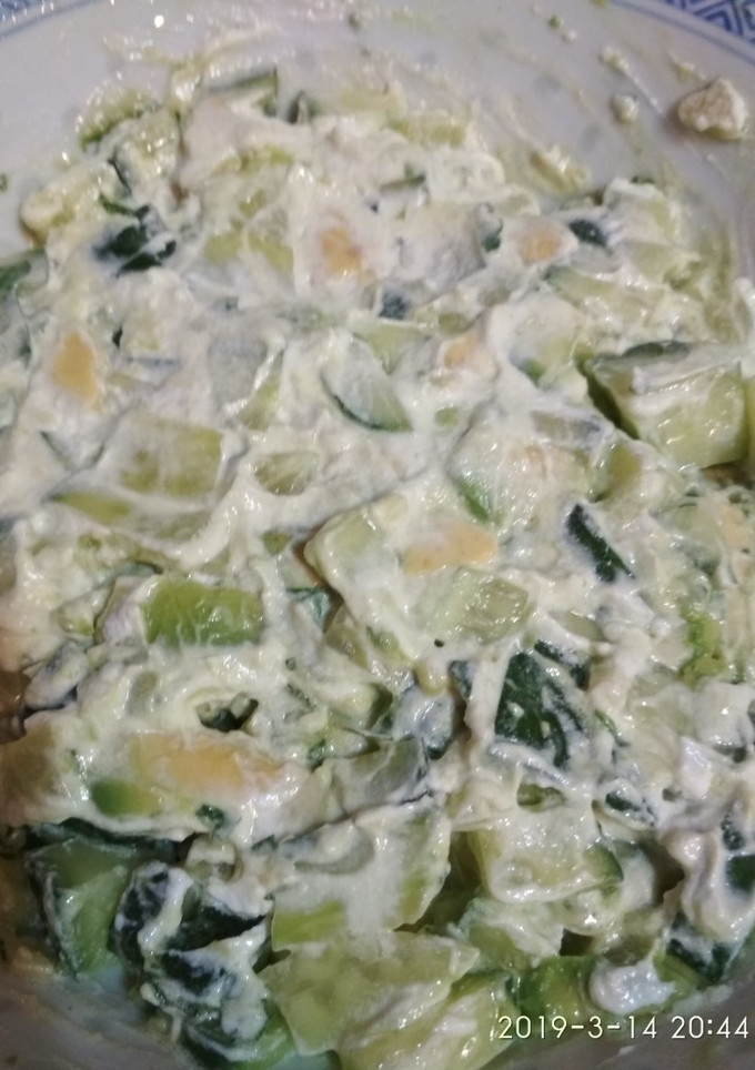Una foto de Pepino aguacate y Ricota