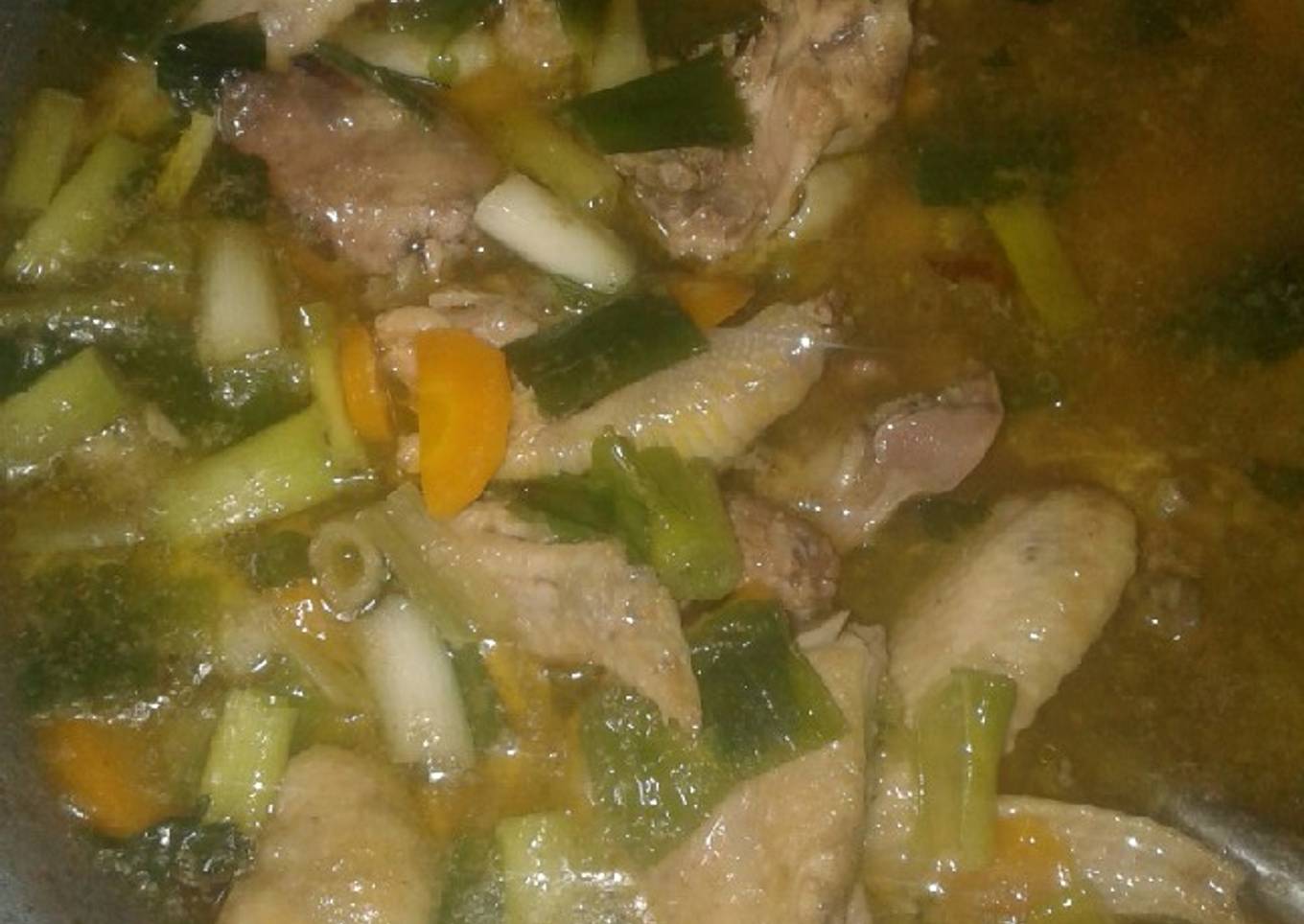 Sop ayam ala BU IDRIS AKBAR