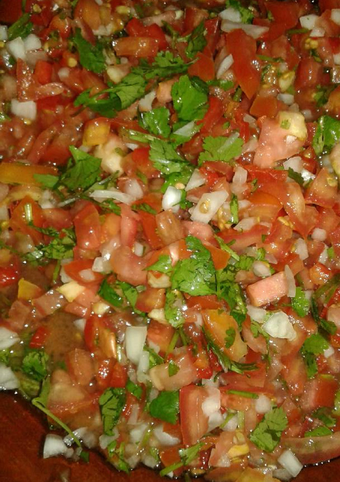Una foto de Pico de gallo o chimichurry