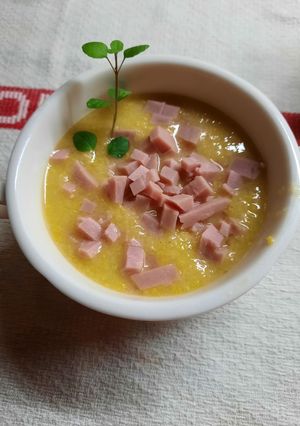 Una foto de Sopa de choclo con jamón