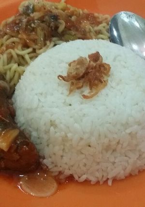 Foto resep Sarden Indomie Ayam Bawang (Menu Anak Kost)