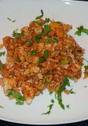 A picture of Mexican-Style Cauliflower Rice.