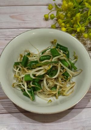 Foto resep Tumis Tauge Bunga Bawang