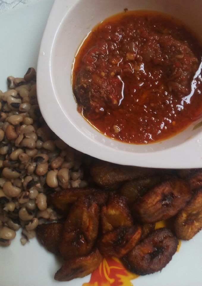 A picture of Beans, dodo n stew.