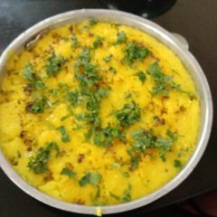 A picture of Instant Suji (Rava) Dhokla.
