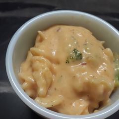 A picture of Broccoli cheesy pasta.