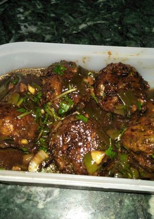 A picture of Roti Manchurian.