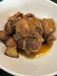 Una foto de Rabo de toro en olla express