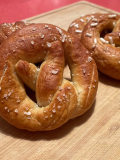 Foto di Brezel o pretzel! Versione vegan🇩🇪 🥨 🏳️🌈