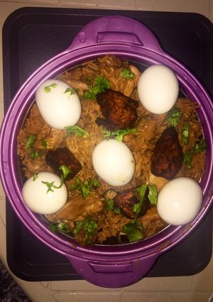 A picture of Chicken briyani.