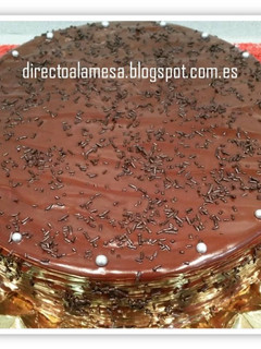 Una foto de Tarta de obleas y crema de cacao