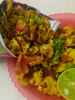 ભેળ (Bhel Recipe In Gujarati) રેસીપી મુખ્ય ફોટો