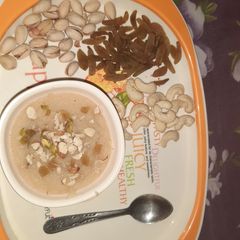 A picture of Suji halwa.