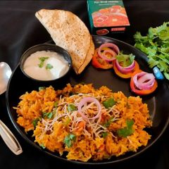 A picture of Leftover pav bhaji tawa Pulao.
