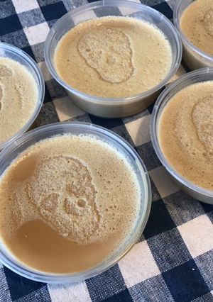 Une photo de Crèmes dessert « skull » au café