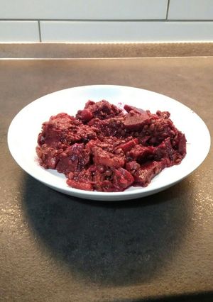Una foto de Estofado de remolacha vegetariano