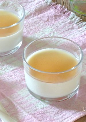 自製優格佐蜂蜜 的食譜成品照片
