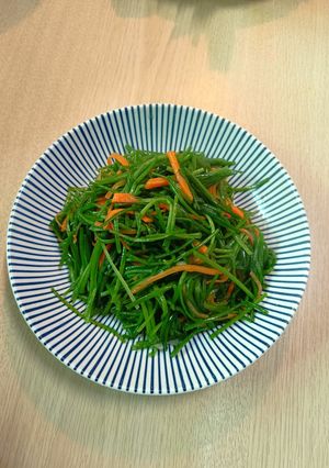 快炒水蓮 的食譜成品照片