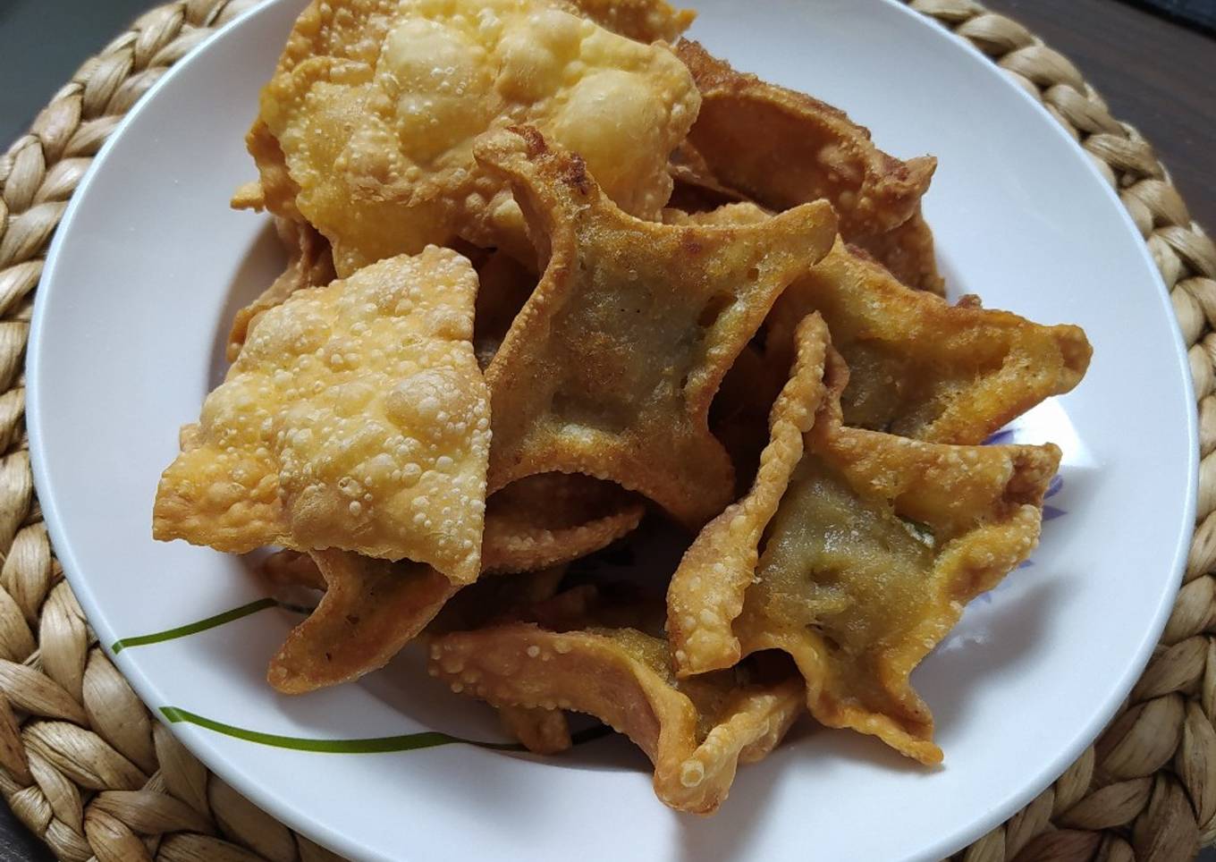 Siomay Dos Goreng Kulit Pangsit Renyah ala Bakmi GM